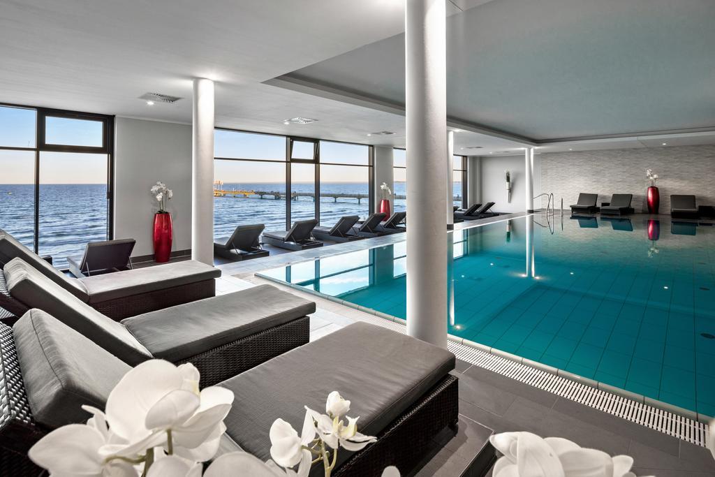 Hotel Bayside Scharbeutz Esterno foto