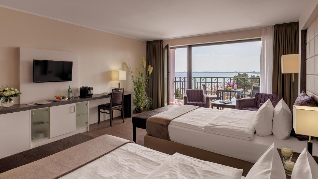 Hotel Bayside Scharbeutz Esterno foto